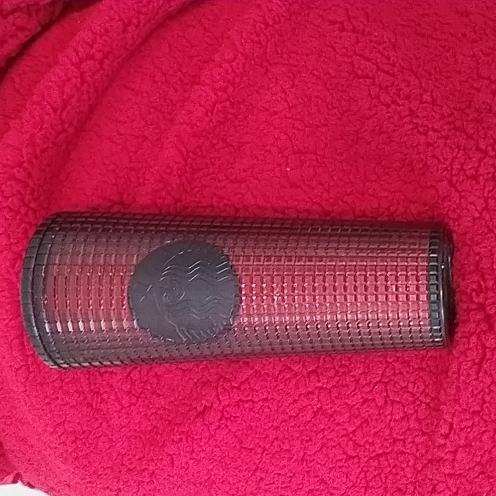 Starbucks Berry Grid Christmas Tumbler 2020 (No Straw) (Like New)